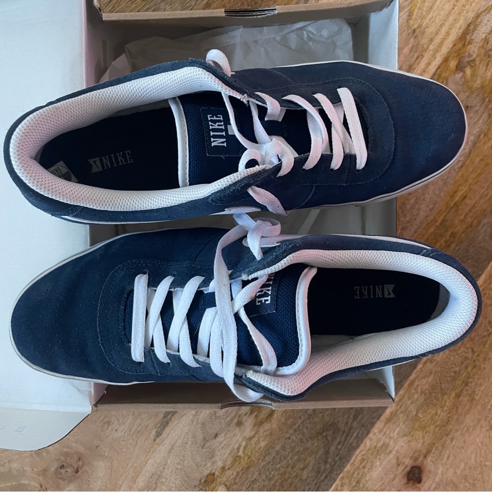 Nike shoes